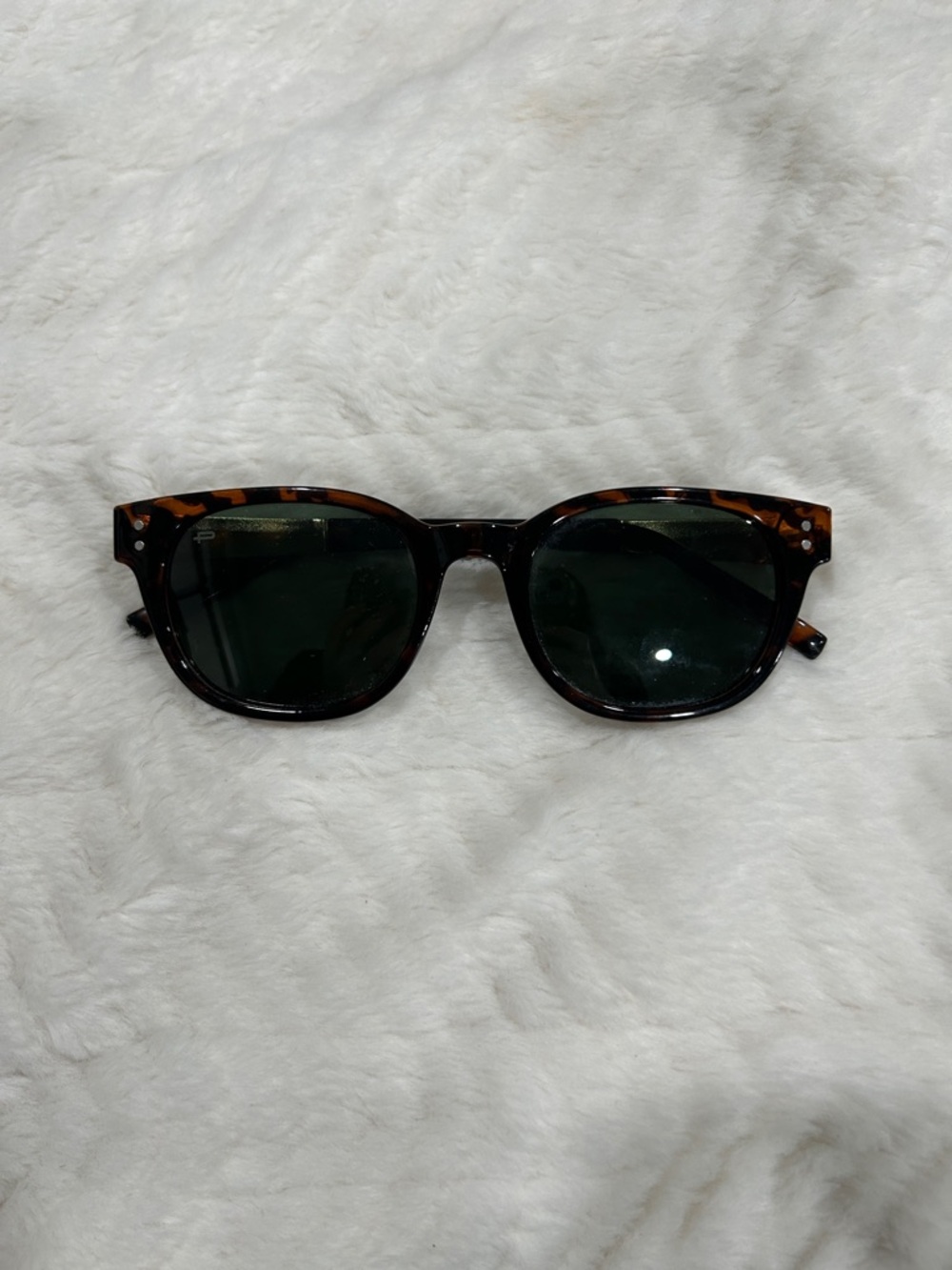 Tortoiseshell Sunglasses - Classic Polarized Style
